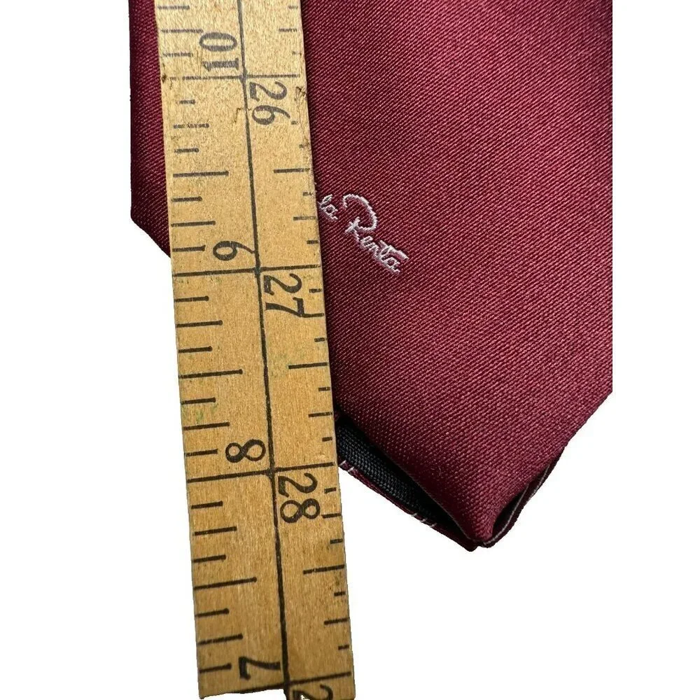 Oscar De La Renta Mens Classic Necktie Tie Burgundy White Stripes